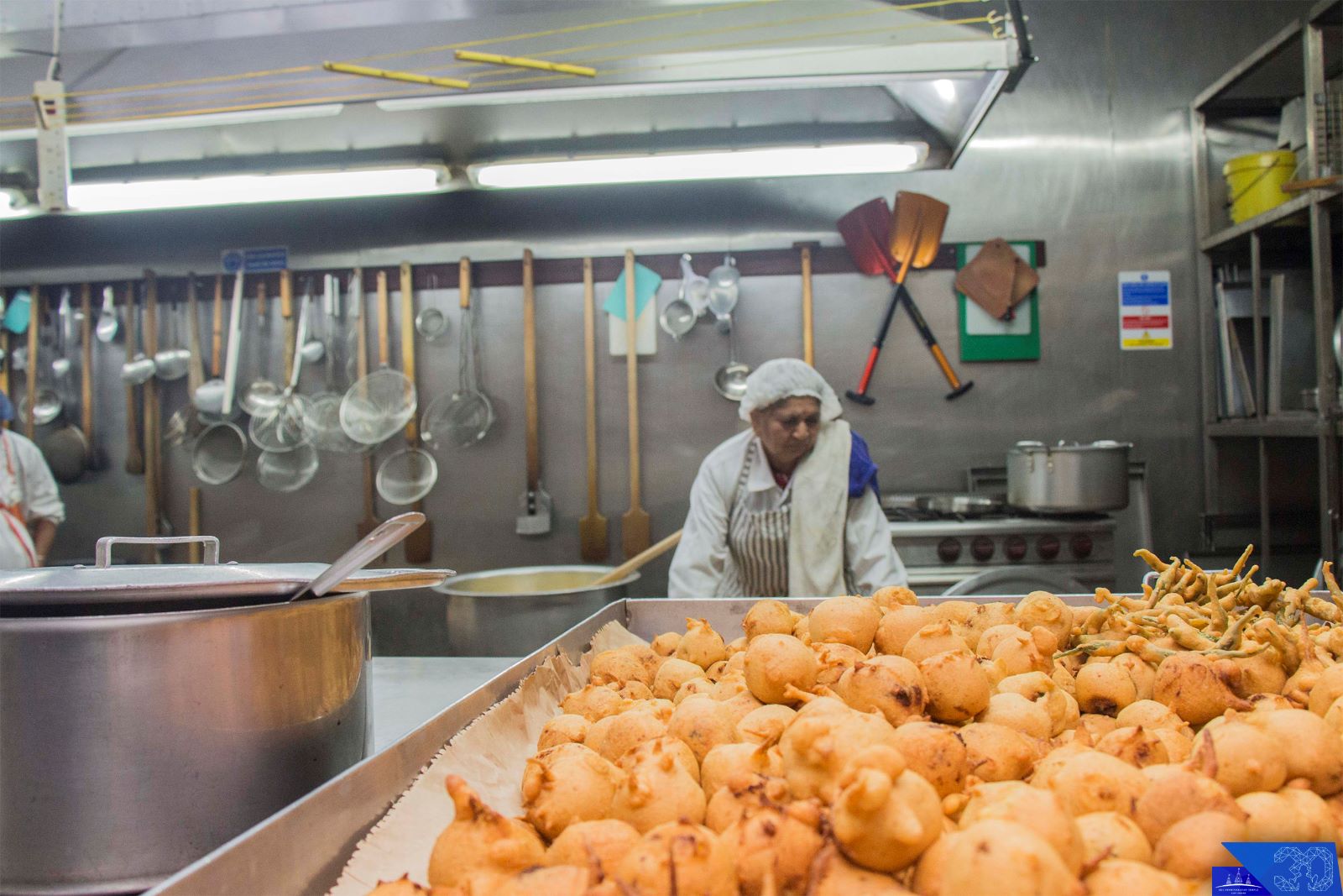 ©1987-2017 SKS Swaminarayan Temple East London
